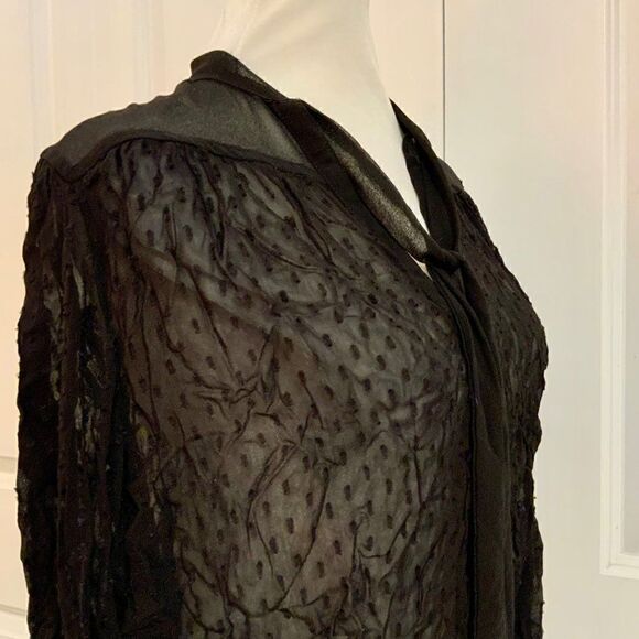 Urban Outfitters Kimchi Blue Black Sheer Tie Neckline Top Size Medium New - Picture 8 of 9